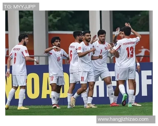 国足与伊拉克激战正酣现场直播全程回顾与精彩瞬间分析 国足与伊拉克激战正酣现场直播全程回顾与精彩瞬间分析