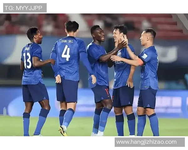 彭尼杜列高斯对决赛季最佳选手的精彩较量与战术分析 彭尼杜列高斯对决赛季最佳选手的精彩较量与战术分析